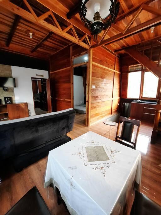Villa As-Salam, Kadungora, Garut Εξωτερικό φωτογραφία