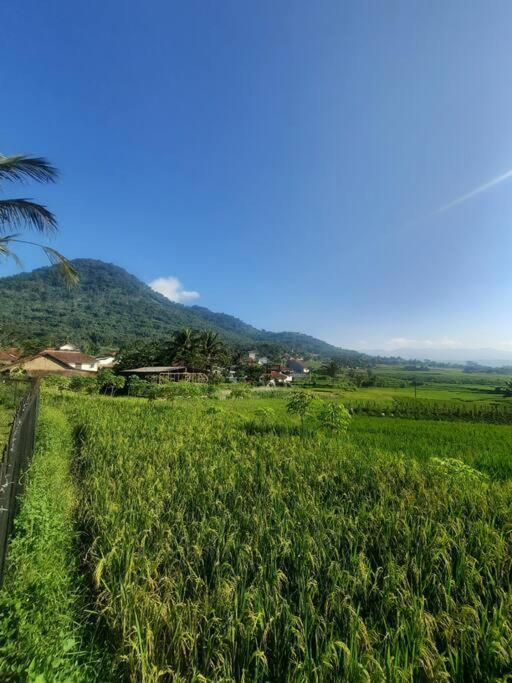 Villa As-Salam, Kadungora, Garut Εξωτερικό φωτογραφία